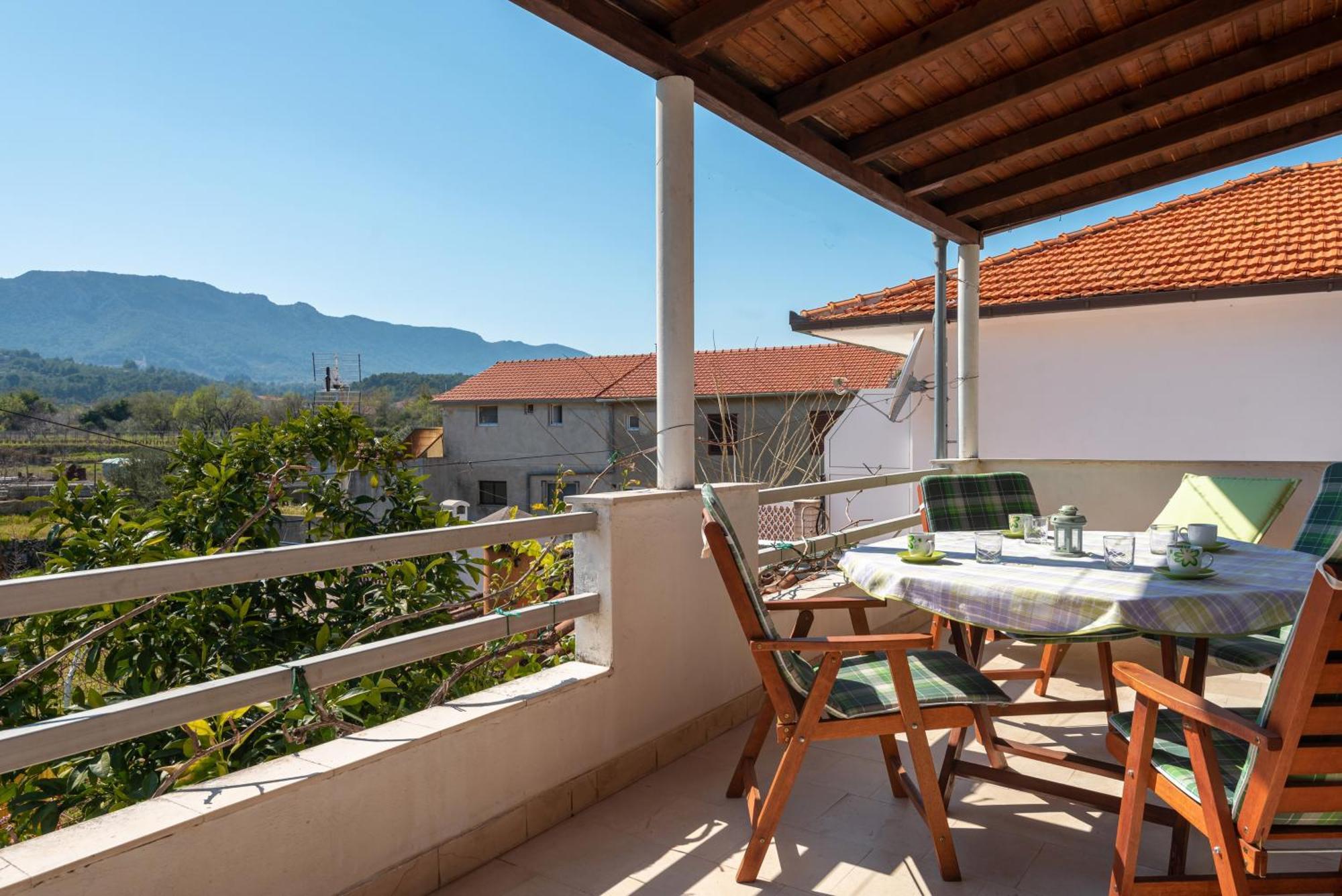 Apartments By The Sea Jelsa, Hvar - 11319 Jelsa  Extérieur photo